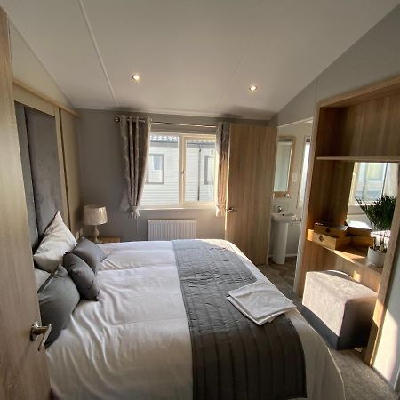 Sea View Beach Lodge Trecco Bay 3 Bedroom Porthcawl Extérieur photo